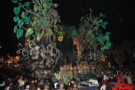 Ingrandisci la foto